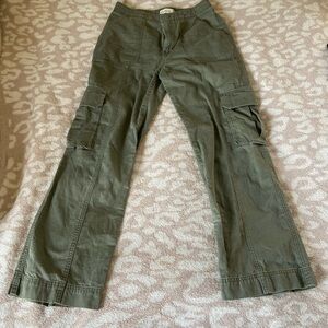 Abercrombie Straight Leg Cargo Pants